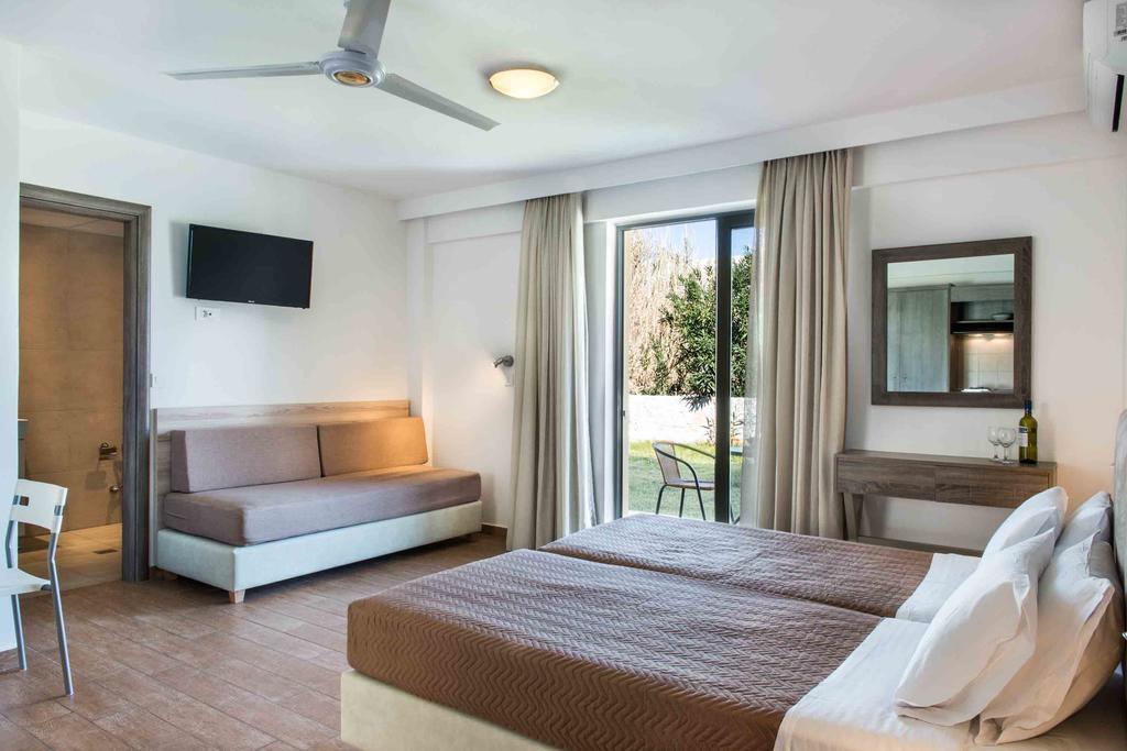 Gerona Mare Apartments Gerani  Ngoại thất bức ảnh