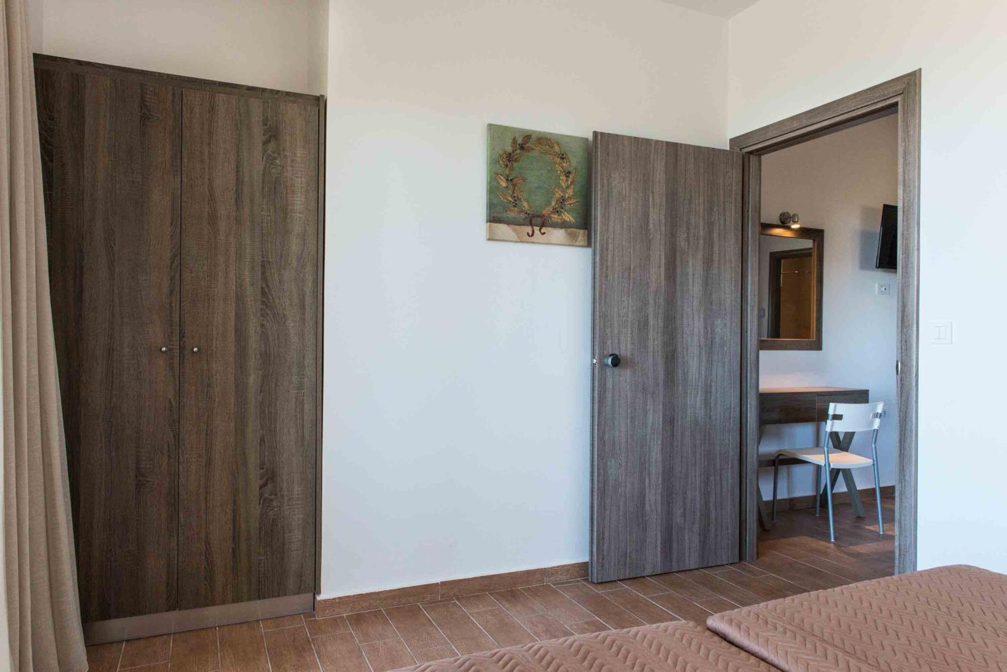 Gerona Mare Apartments Gerani  Ngoại thất bức ảnh