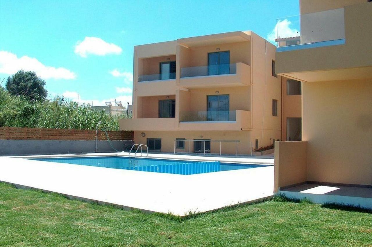 Gerona Mare Apartments Gerani  Ngoại thất bức ảnh