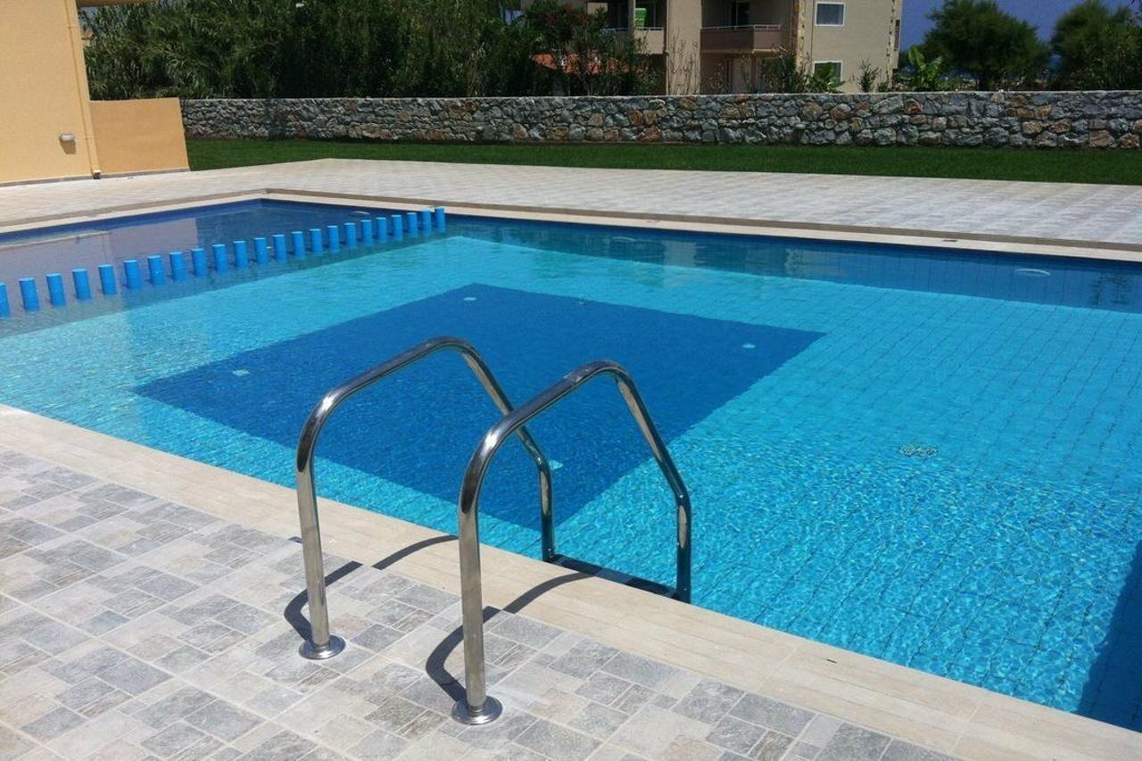 Gerona Mare Apartments Gerani  Ngoại thất bức ảnh